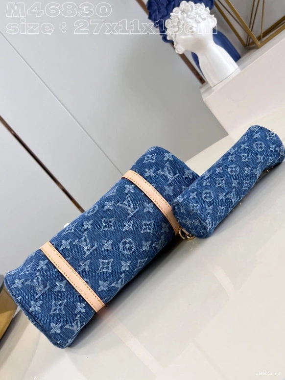 WIS PAPILLON VUITTON TRUNK LOUIS 0131